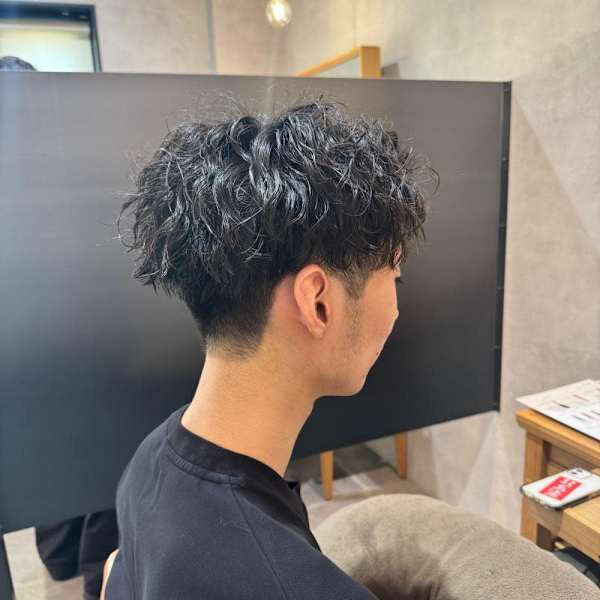 ツイストスパイラルパーマ|半個室型美容室 Sourire 姪浜店