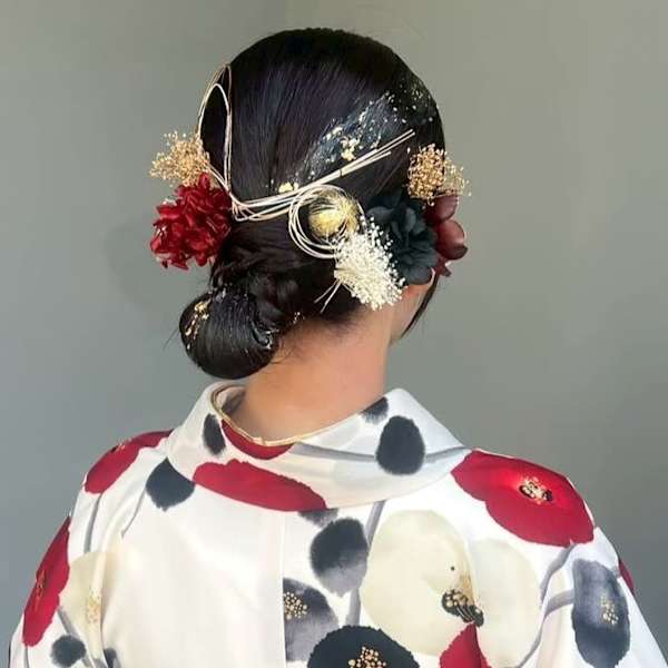 着物ヘア お団子 和装アレンジ タイト 卒業式 シンプル
