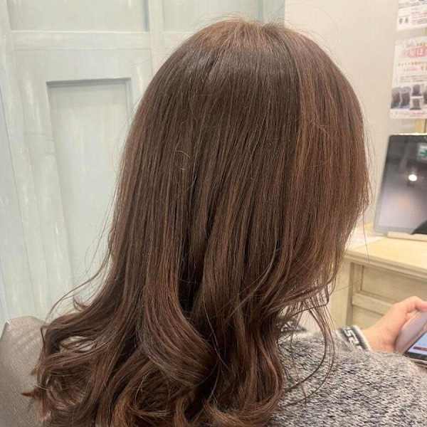 【ヘアジュレドゥ 安江】白髪ぼかし