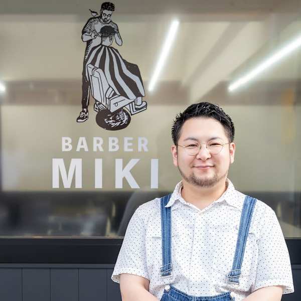 BARBER MIKI 塚本【バーバー ミキ ツカモト】のスタッフ紹介。BARBERTAKA