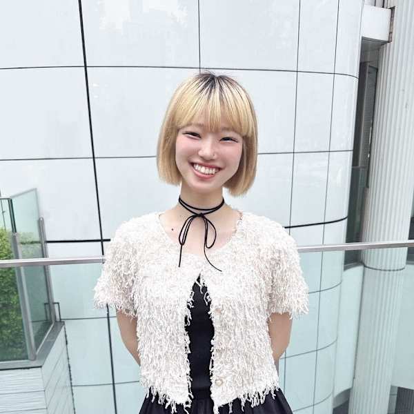 Lolonois 梅田【ロロネー ウメダ】のスタッフ紹介。佐藤 奈々美