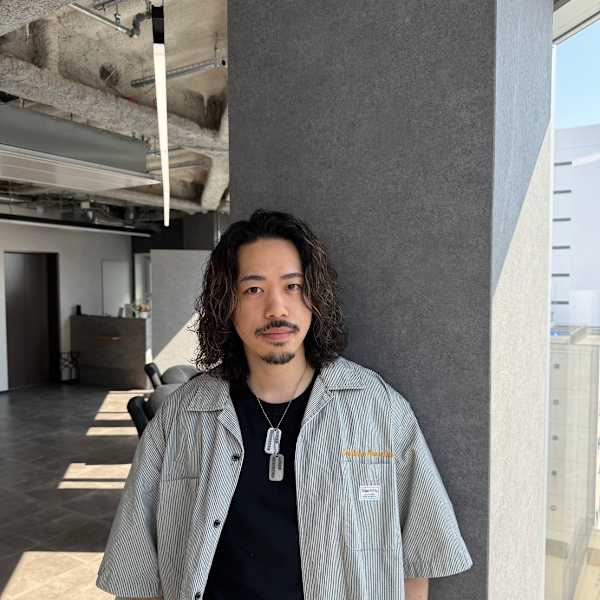 SENSE.【センス】のスタッフ紹介。仲野 敬太郎