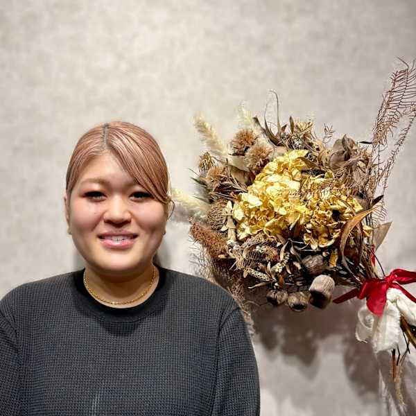 Tring【ティーリング】のスタッフ紹介。新木　彩加