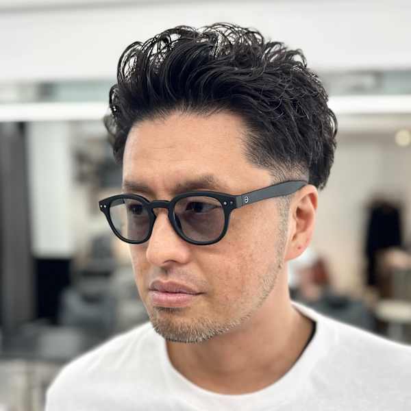 艶あり!手触りさらさら大人のフルバックパーマ