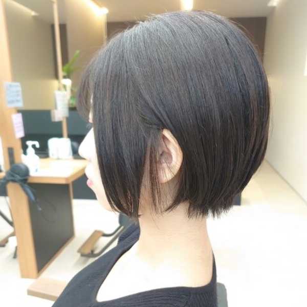 ナチュラルショートボブ