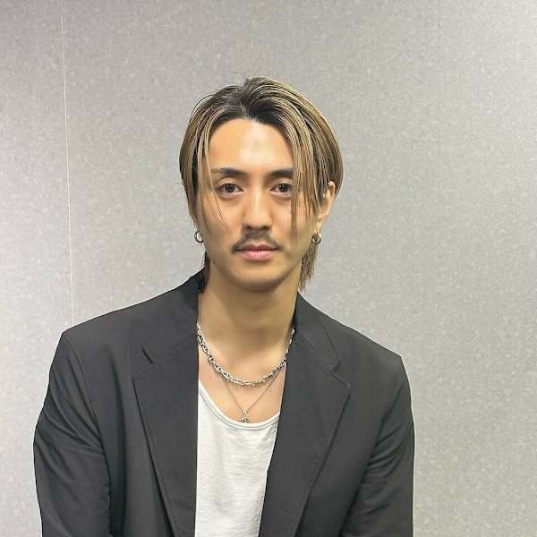 est-r.Fukuoka【福岡博多店】【エストアールフクオカ フクオカハカタテン】のスタッフ紹介。Kengo