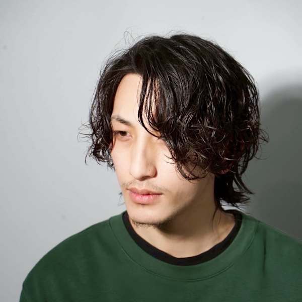 セミロングスパイラルパーマ