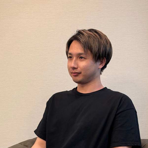 hair Dr.VEGA【ヘアドクターベガ】のスタッフ紹介。小熊 日向
