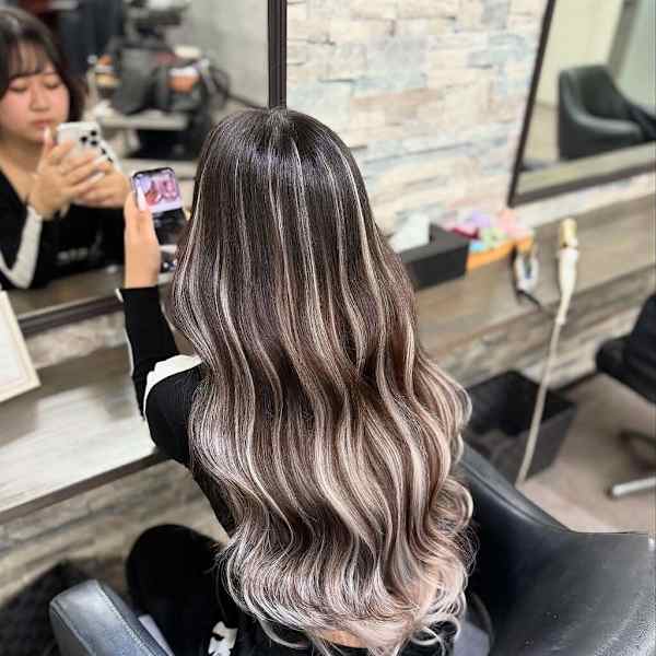 【TOMOstyle30】シールエクステでハイライト