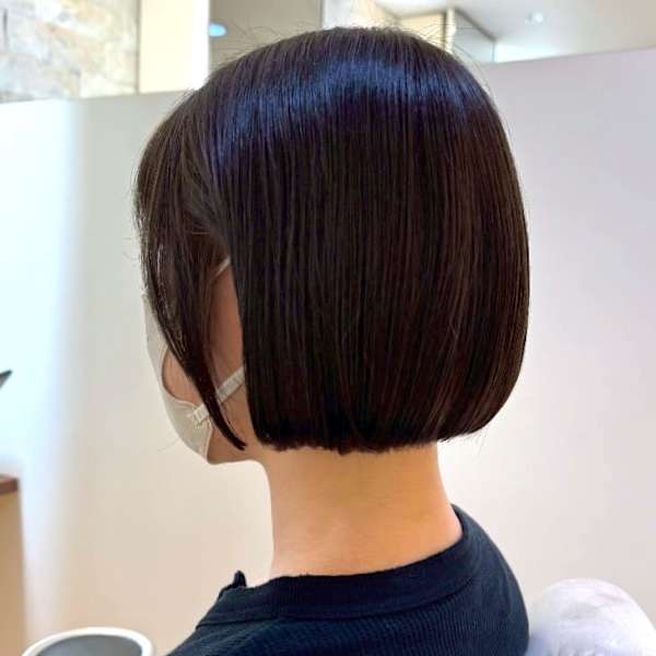 髪質改善トリートメント ミニボブ 艶髪 暗髪グレージュ|Beautissimo 所沢