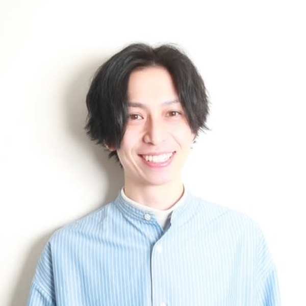 Regarita【レガリタ】のスタッフ紹介。安達敬
