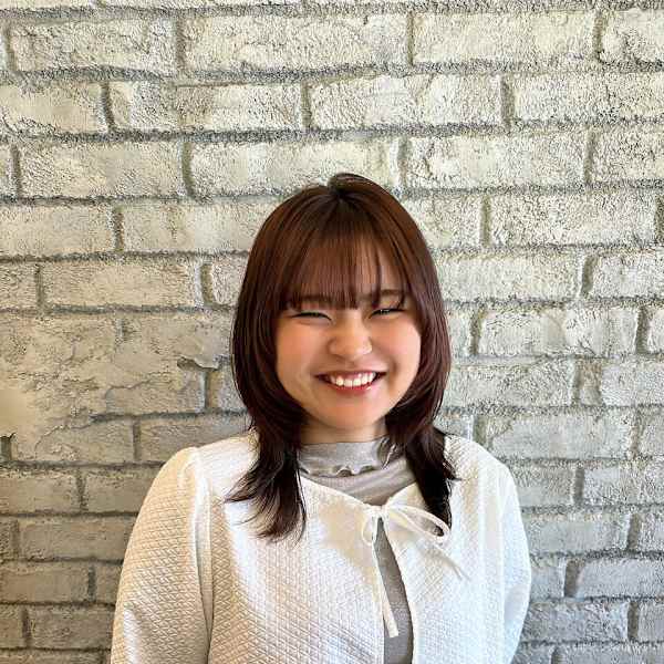 fuhcoh 朝日ヶ丘店【フーコー】のスタッフ紹介。原田 真緒