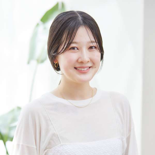 brisa 【ブリッサ】【ブリッサ】のスタッフ紹介。佐久間 美里
