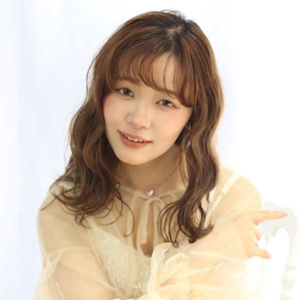 10代/20代/30代おすすめ♪ウェーブ巻き&ベージュカラー|hair+resort bouquet