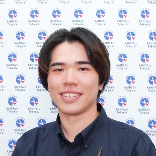 カミヤーズTokyo五反田店【カミヤーズトウキョウゴタンダテン】のスタッフ紹介。吉岡 宏樹