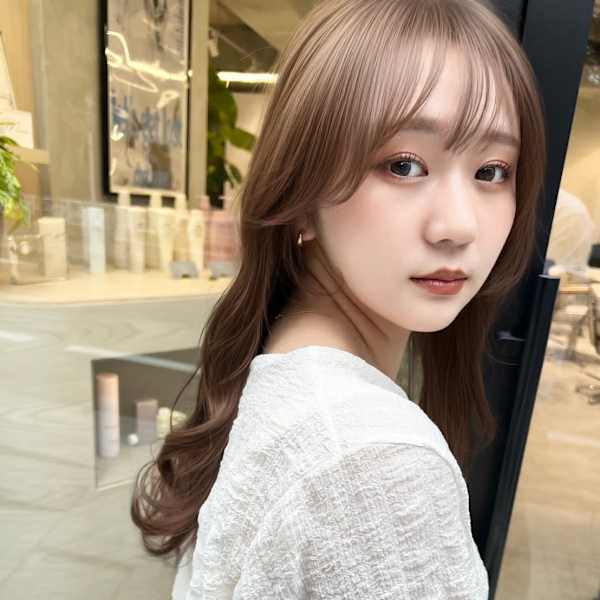 ポニーテールにしても割れずにかわいいお顔まわりカット