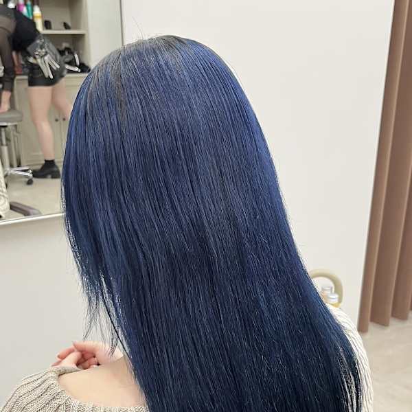 ネイビーブルー