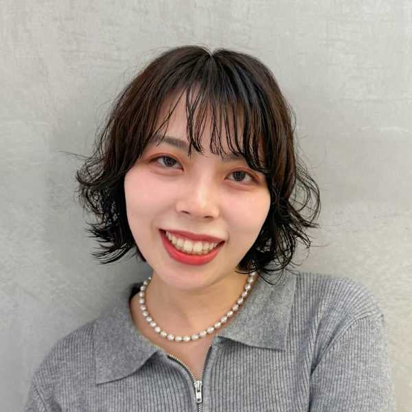 Lond partir 大宮西口【ロンド パルティール オオミヤニシグチ】のスタッフ紹介。柴谷 美月