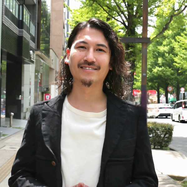 Nest【ネスト】のスタッフ紹介。渡辺 弘樹