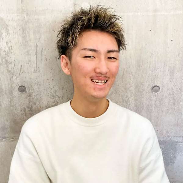 amule hair eta【アムレヘアエタ】のスタッフ紹介。TAKE