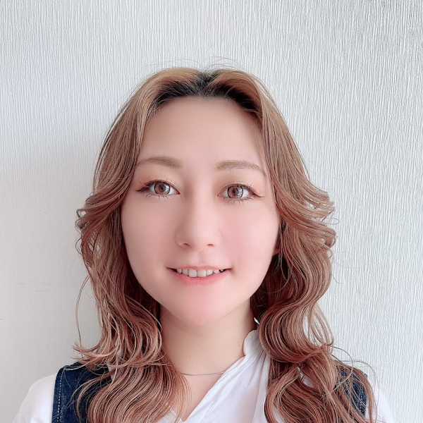 Hair...DiA 伊勢崎店【ヘアー ディア】のスタッフ紹介。栗原 里奈