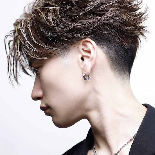 テーパーフェードフェザーショートフェザーパーマハイライト