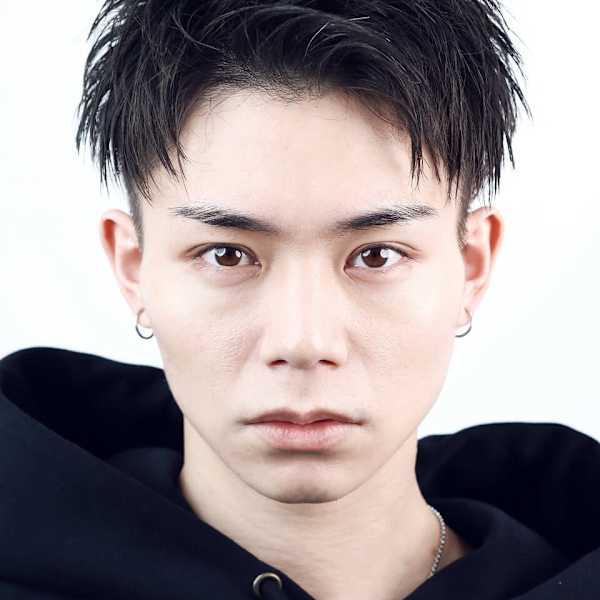 アップバングショート