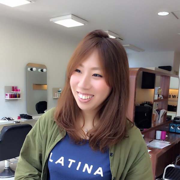 Hair&Relax SWEET【ヘアーアンドリラックススウィート】のスタッフ紹介。中島桃子
