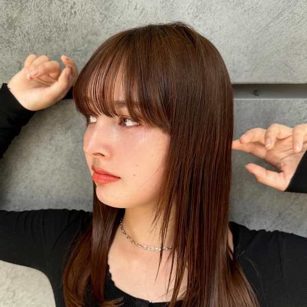 ぱっつん前髪ストレートミディアムヘア*Zina渋谷