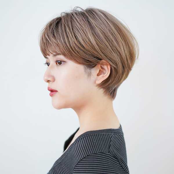 前下がりショート・ボブ/絶壁解消/前髪あり/40代/30代