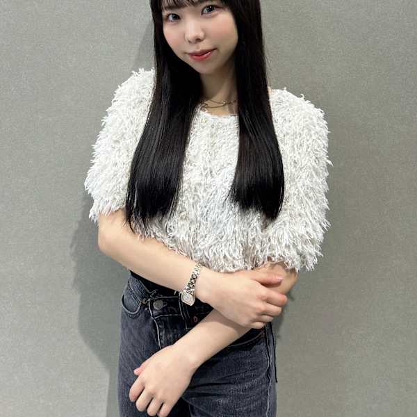 博多美容室 Blue 髪質改善 完全完結型個室サロンOPEN【ハカタビヨウシツブルーカミシツカイゼンカンゼンカンケツガタ】のスタッフ紹介。石井 涼風