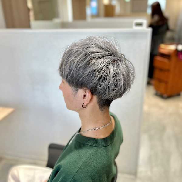 ホワイトシルバー