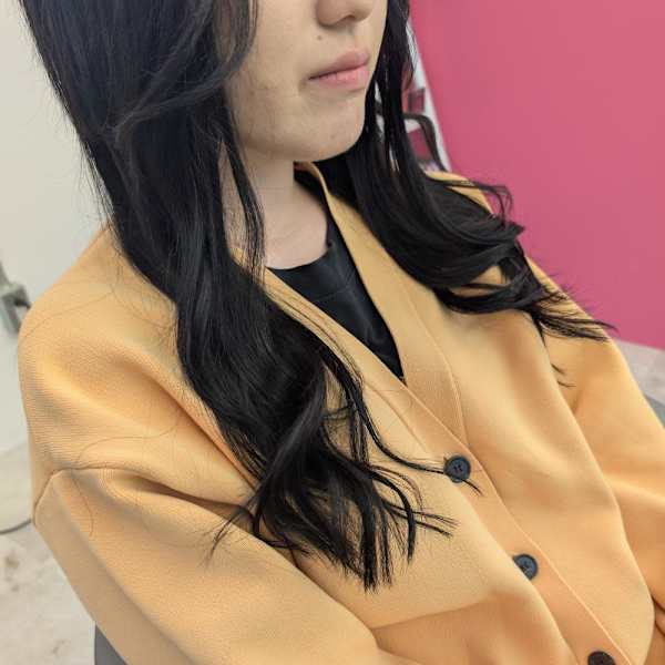 王道黒髪ロングヘアー