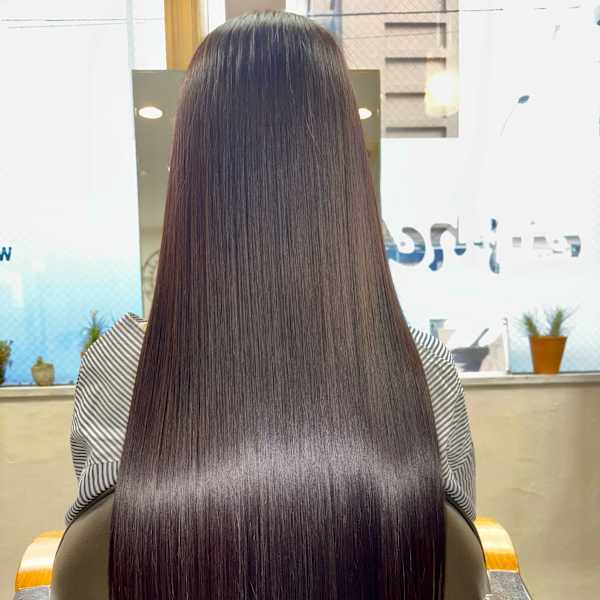 シルキーストレートと酸熱カラートリートメント