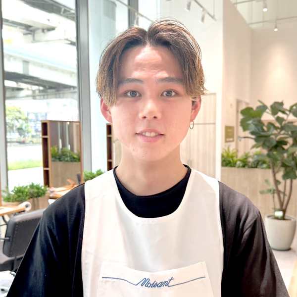 ヘアーカッティングガーデン ジャック・モアザン 横浜店【ジャックモアザン】のスタッフ紹介。宮原 駿太