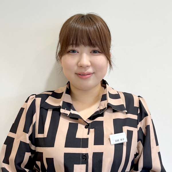ヘアーサロン ソシエ 本厚木店【ソシエ】のスタッフ紹介。高橋 杏子