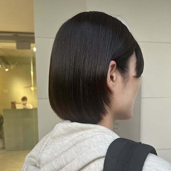 ボブ×ストレートパーマ
