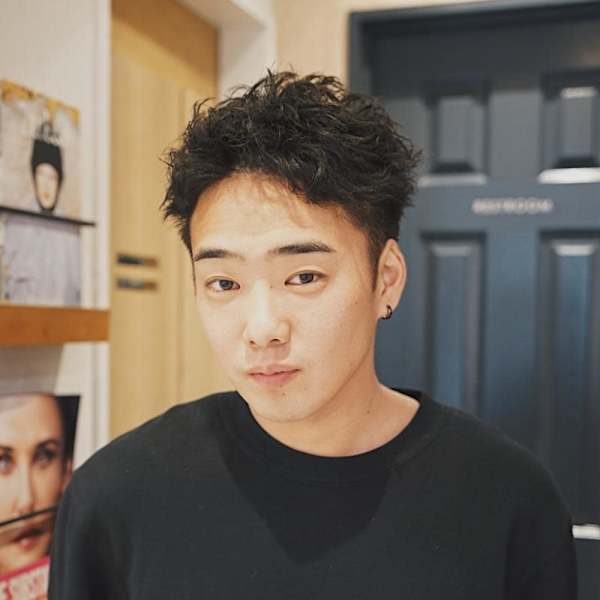 スパイキーショート／ピンパーマ／平塚美容室