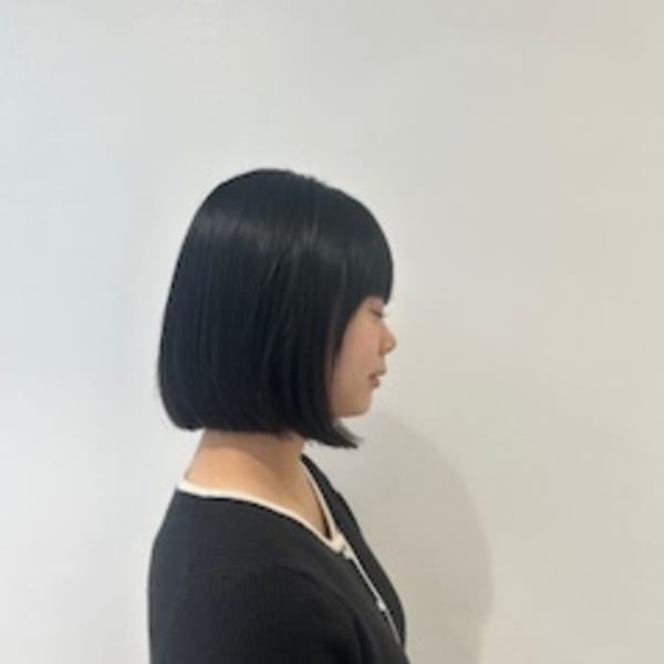 インナーカラーボブ