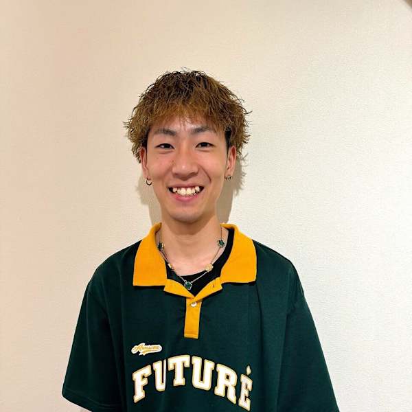 Pap's de coiffeur 甲子園口店【パプス ド コワフュール コウシエングチテン】のスタッフ紹介。藤井 一颯