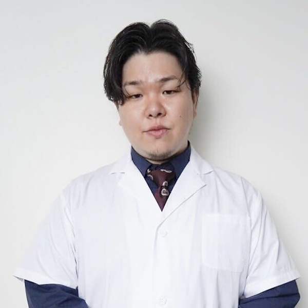 @110 BARBER SHOP 博多店【ワンワンオー バーバー ショップ ハカタテン】のスタッフ紹介。TASHIRO 2枠目