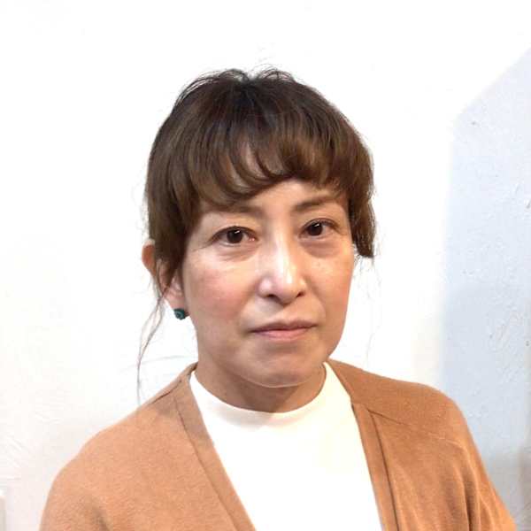 hair salon villa【ヘアサロンヴィラ】のスタッフ紹介。戸倉真由美