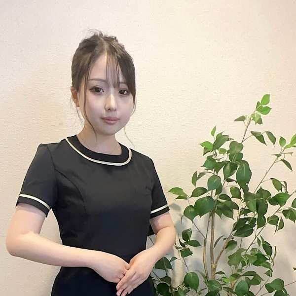 美肌脱毛&トータルビューティー パールプラス 会津若松店【小顔/痩身/フェイシャル】【ビハダダツモウ トータルビューティーパールプラスアイヅワカマツテン コガオ ソウシン フェイシャル】のスタッフ紹介。タカハシ ユウ