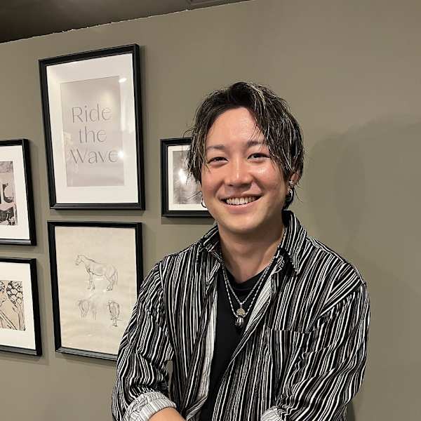 LUXIA【ラクシア】のスタッフ紹介。濱嶋 昭平