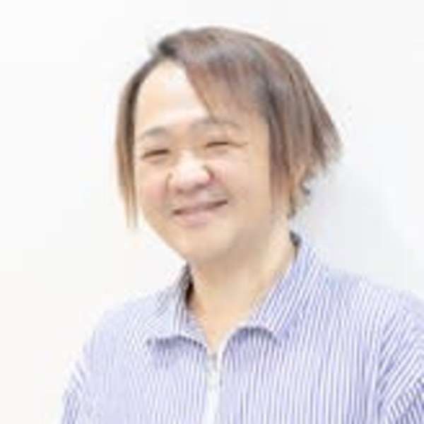 Hair cut design salon Smash 田町店【スマッシュ】【ヘアーカットデザインサロンスマッシュ】のスタッフ紹介。TA KA