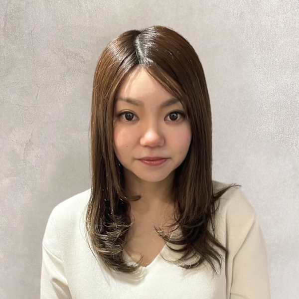 FOURHAUS +n【フォーハウスプラスエヌ】のスタッフ紹介。金子 詩織