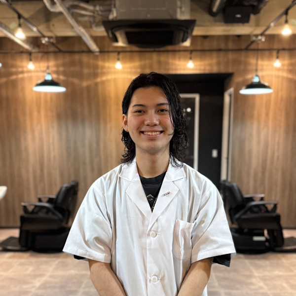THREEMAN’s BARBER CLUB【スリーマンズ バーバー クラブ】のスタッフ紹介。原　瑞輝