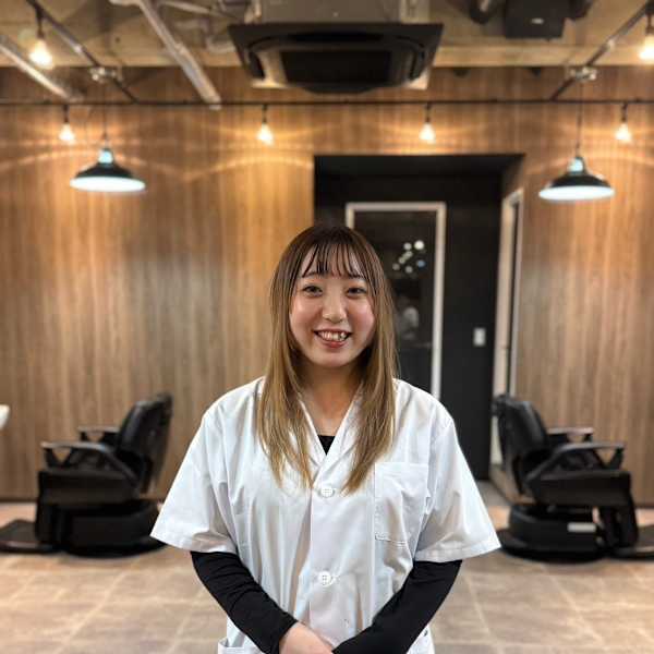 THREEMAN’s BARBER CLUB【スリーマンズ バーバー クラブ】のスタッフ紹介。山口 陽菜乃