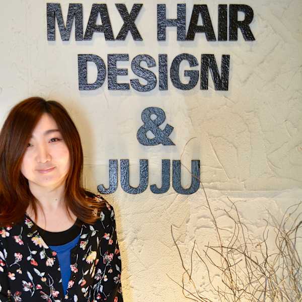 MAX HAIR DESIGN & JUJU【マックス ヘアー デザインアンドジュジュ】のスタッフ紹介。米川 和佳