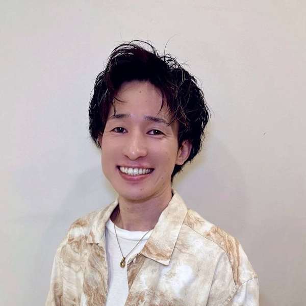 Frames hair&relax 吉川店【フレイムスヘアアンドリラックスヨシカワテン】のスタッフ紹介。YAMADA JOJI